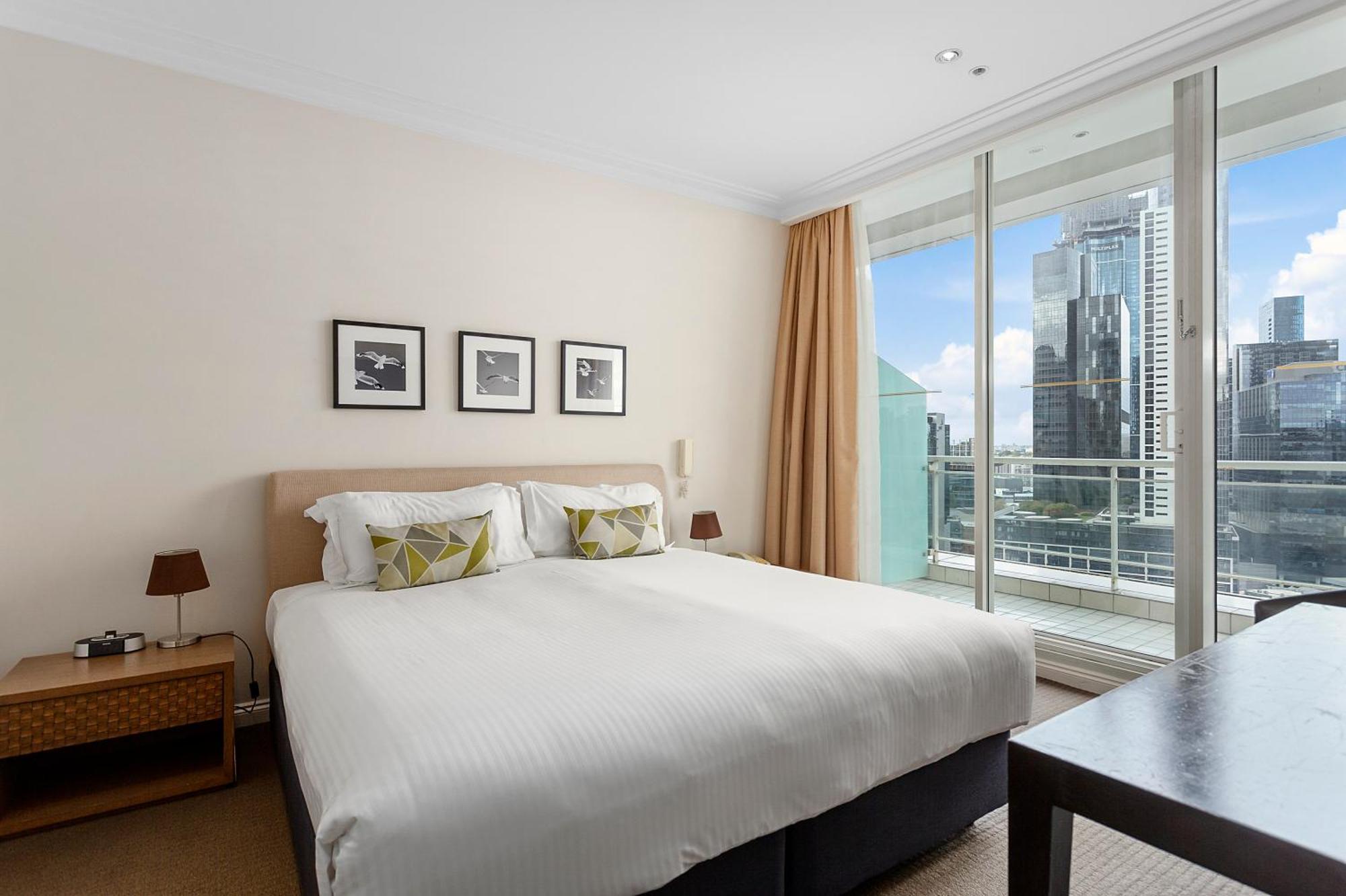 Clarion Suites Gateway Melburne Habitación foto