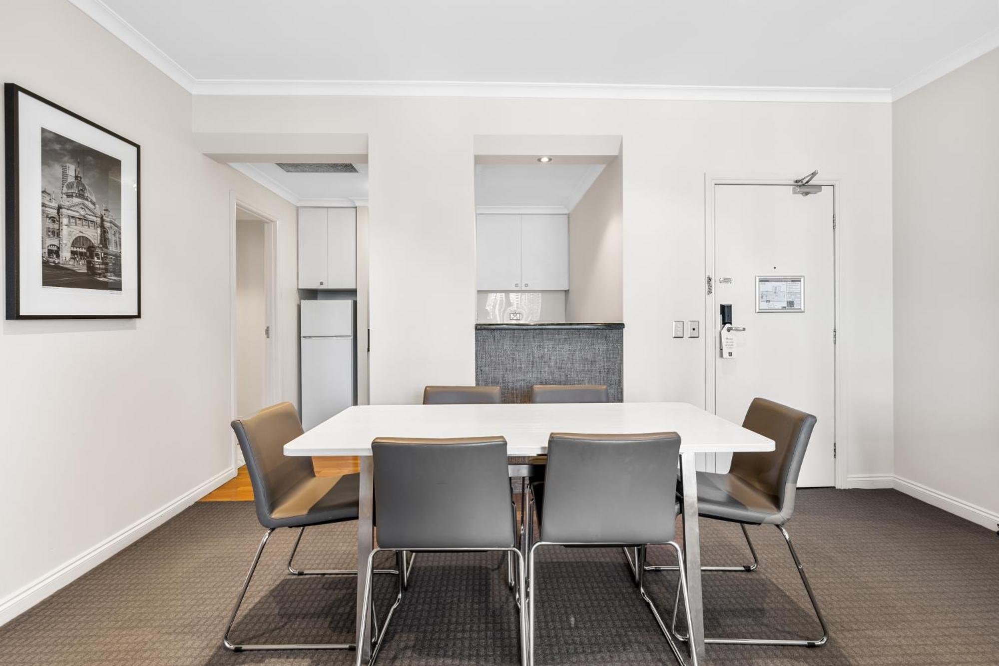 Clarion Suites Gateway Melburne Habitación foto